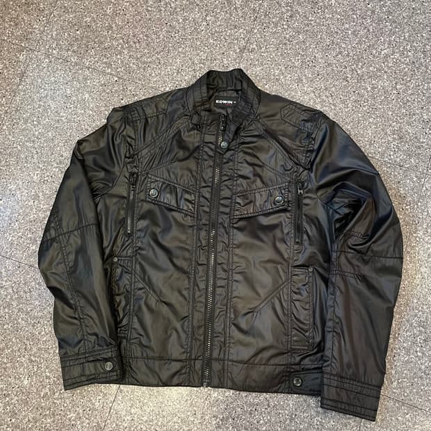 에드윈 멀티포켓 집업 자켓