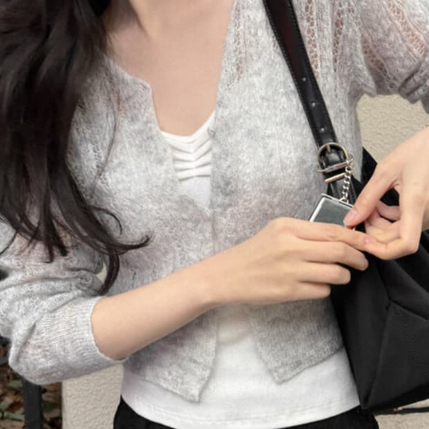 유유알 모헤어 가디건 petal flake cardigan 화이트멜란지