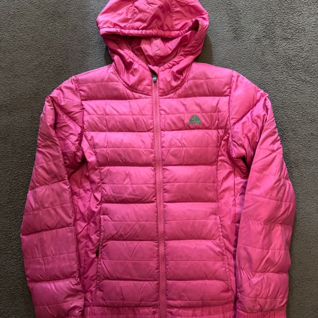 나이키 ACG 올드스쿨 경량패딩 처분 