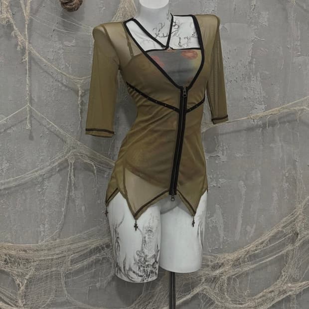 Ozzon Mesh Detail Top