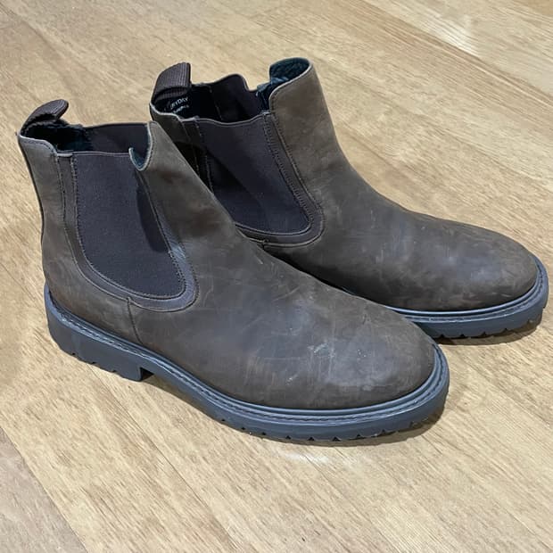 Thursday Boot 번트 브라운 가죽 첼시 부츠 275