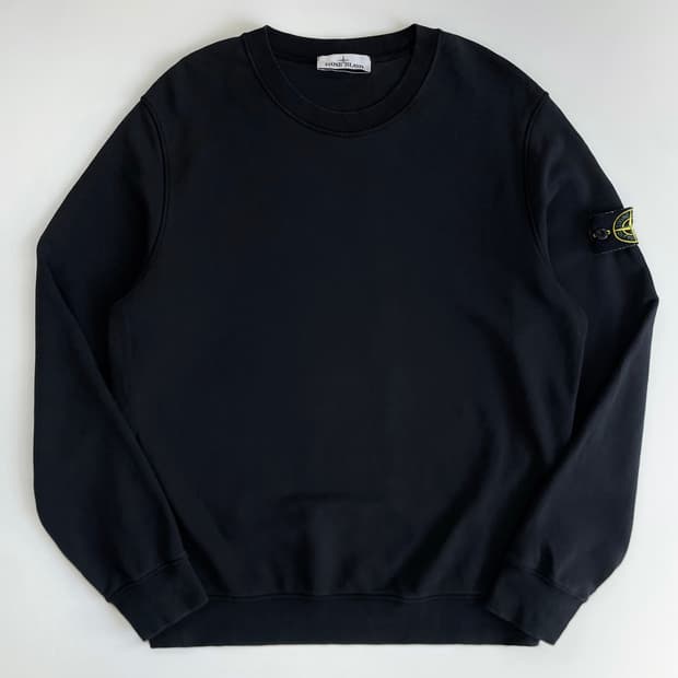 Stone Island  스톤아일랜드 와펜 블랙 맨투맨