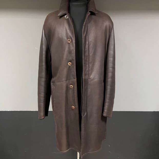 로로 피아나 싱글 히든-버튼코트(무통-램스킨)52 사이즈-해외발송