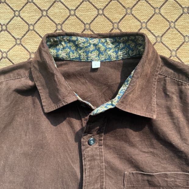 브라운 소매 디테일 셔츠