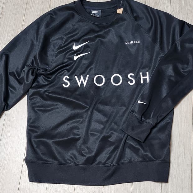 《새상품》나이키 티셔츠 