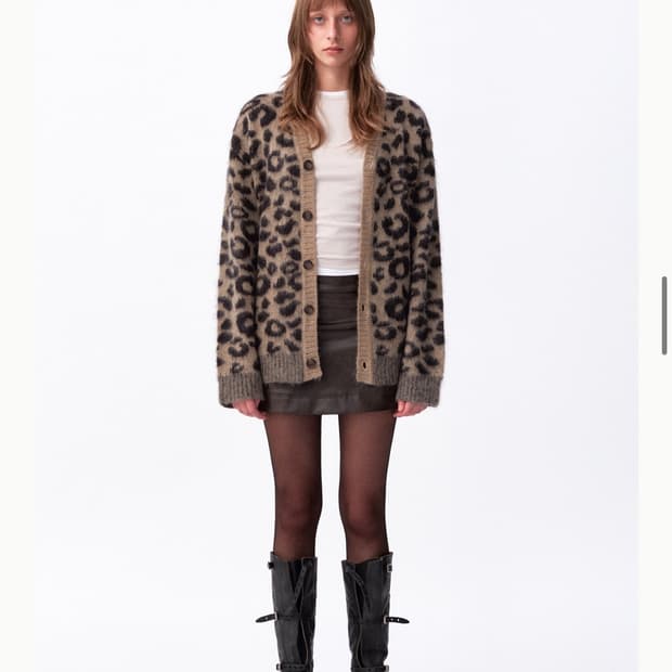 아비에무아 레오파드 모헤어 브이넥 가디건
