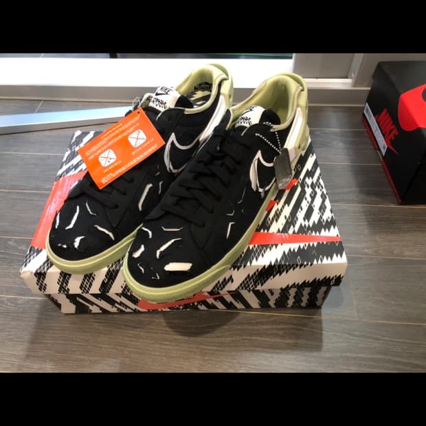 나이키 아크로님 275