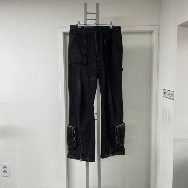 2023 준지 흑청 멀티 포켓 데님 팬츠 44
