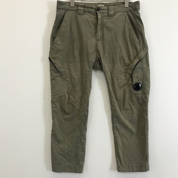 CP컴퍼니 레귤러핏 렌즈 카고팬츠 [46]