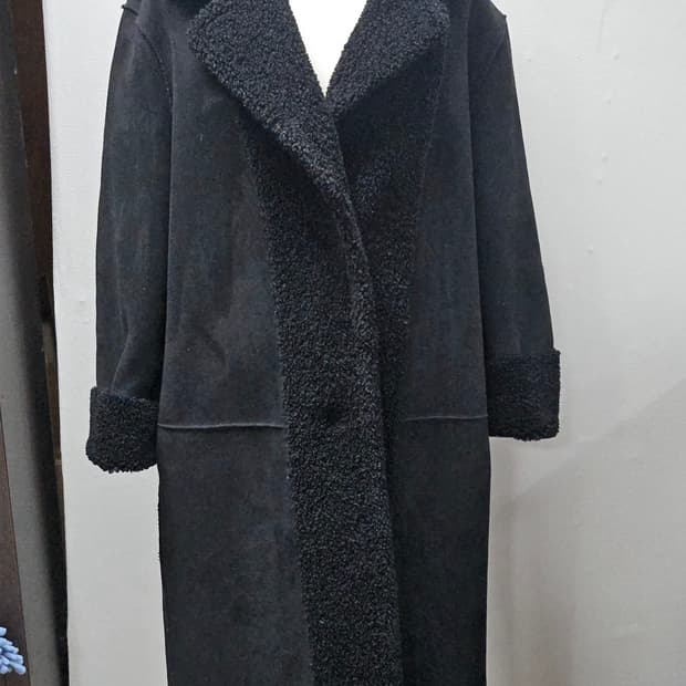 르샵  블랙 스웨이드 리버시블 무스탕 롱 코트 M