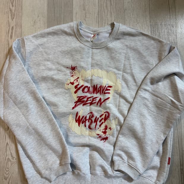 블랙아웃 스웻셔츠 그레이