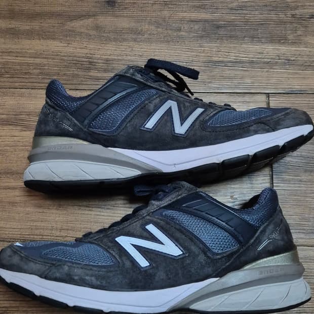 뉴발란스 990v5 네이비 275 2E