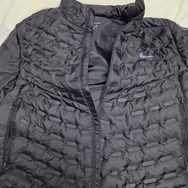 나이키 써마핏 ADV 에어로로프트 경량