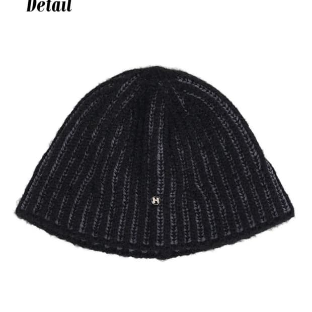 하이스쿨디스코 울 뱃지 니트 버킷햇