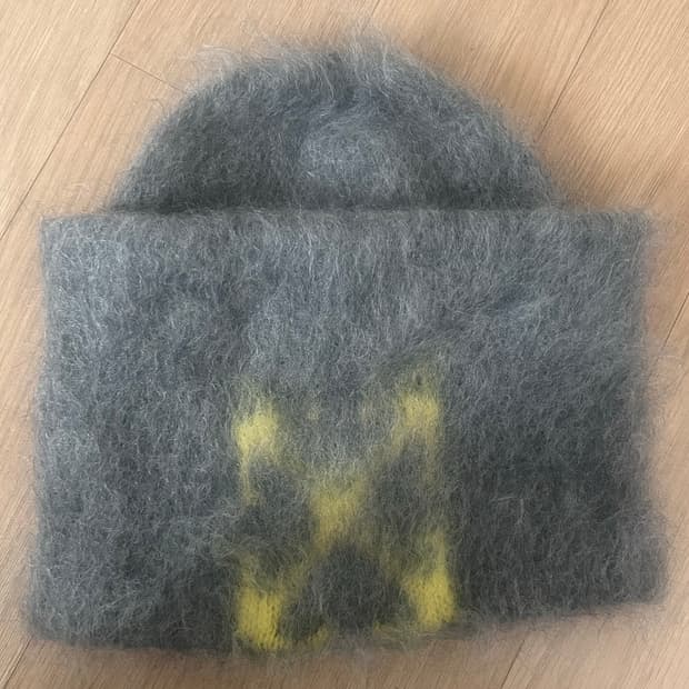 오프화이트 비니