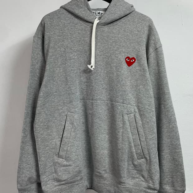  꼼데가르송 레드와펜 그레이 후드티 (on.415)  