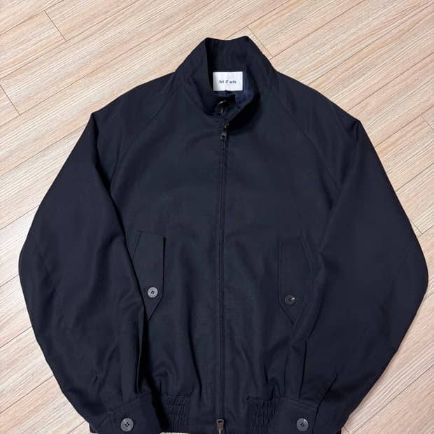 아트이프엑츠 헤링턴 자켓 판매합니다