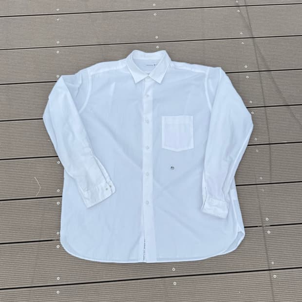 (L)나나미카 레귤러 칼라 윈드 화이트 셔츠