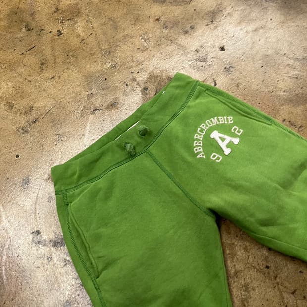 [정품/XS] 아베크롬비 그린 트레이닝 조거팬츠 b14