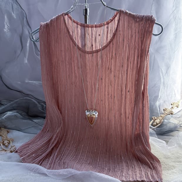 Beaded Boucle Vest 0172