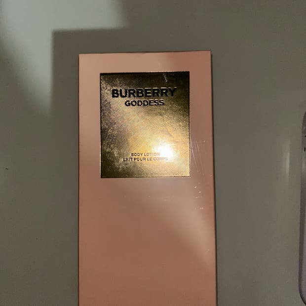 버버리 가디스 바디로션 200ml 미개봉