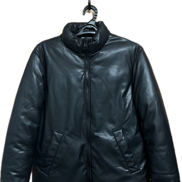 자라 zara 비건레더 패딩 M