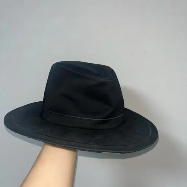 요지야마모토 그라운드와이 페도라