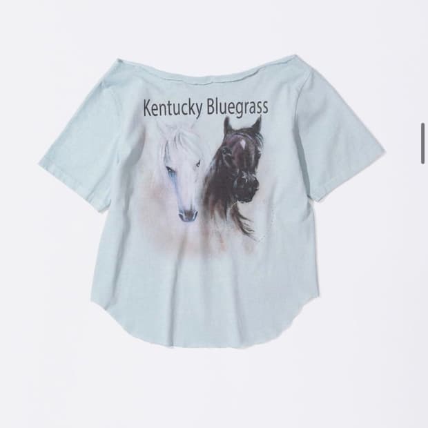 스컬프터 쉐리프 컷아웃 티 미스티블루