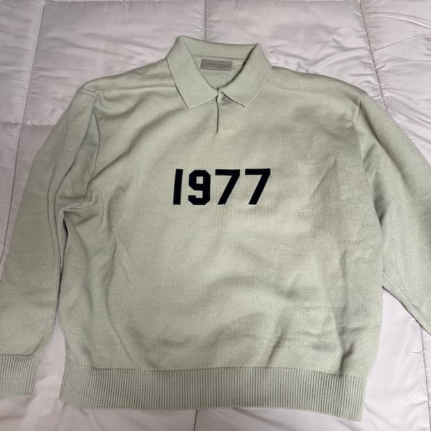 에센셜 1977 니트 롱슬리브 폴로 위트 L사이즈