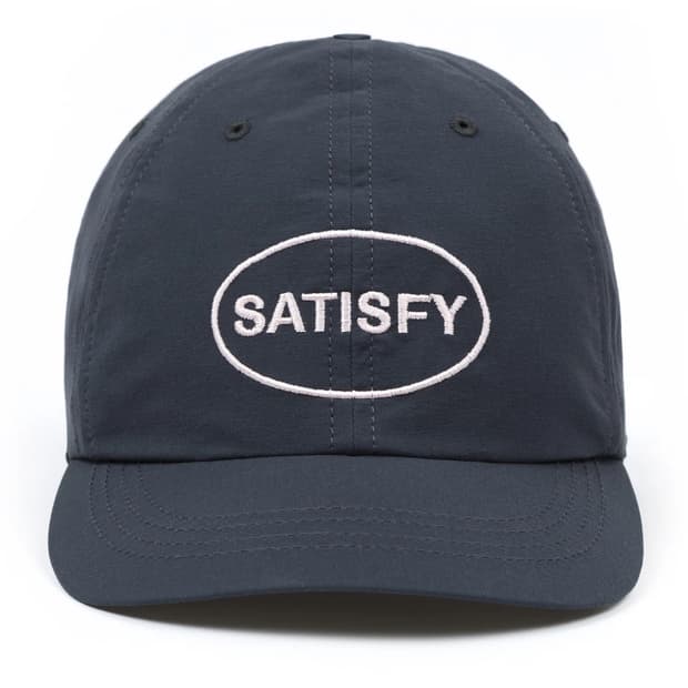 새티스파이 차콜 색상 모자