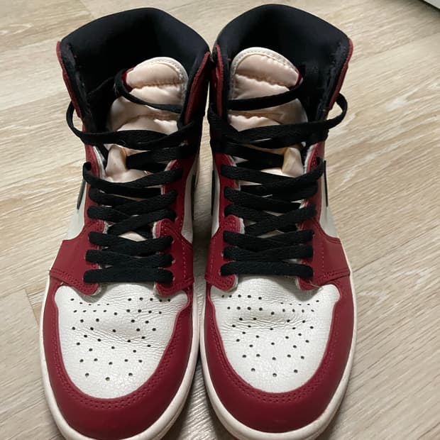 조던 1 레트로 하이 OG 시카고 2022