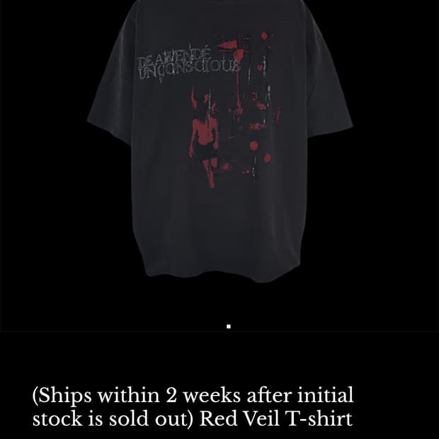 새상품 어웬드 red veil t-shirt 2사이즈 판매합니다.