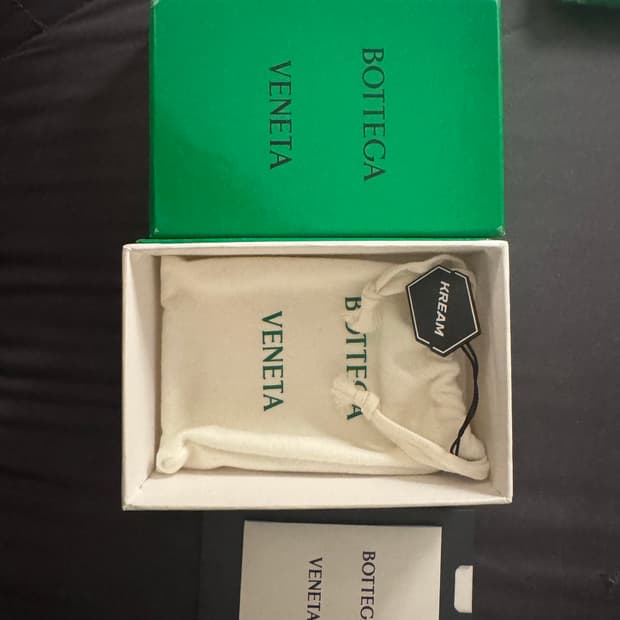 보테가 베네타 지갑