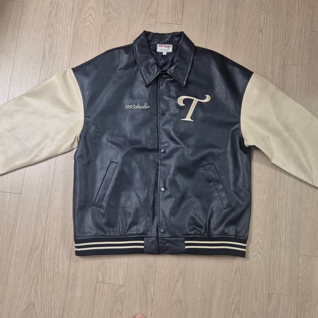 LG TWins 1993스튜디오 콜라보L