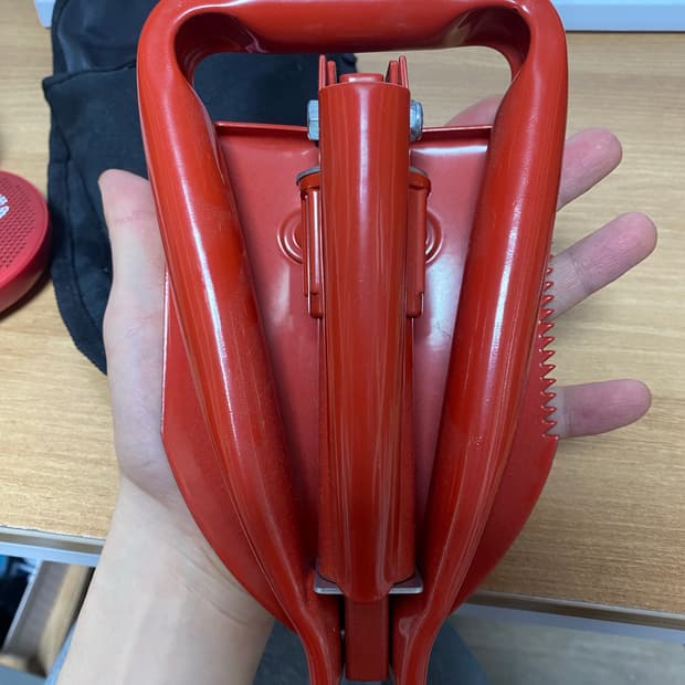 슈프림 삽 shavel