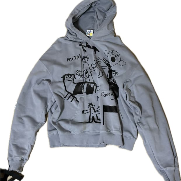 Plateau studio 후드티