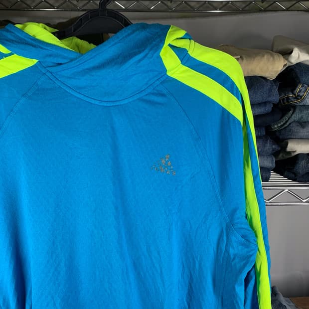 [L] 아디다스 리스폰스 쿠션 20주년 웜업 후디