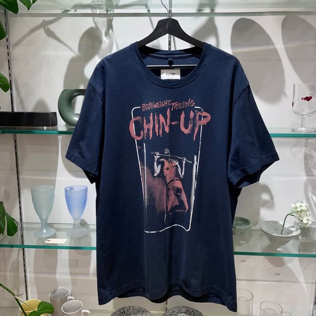 더블렛 chin up tee