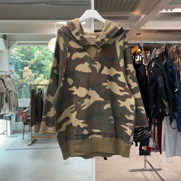 언스퀴키 카모 디스트로이드 후디