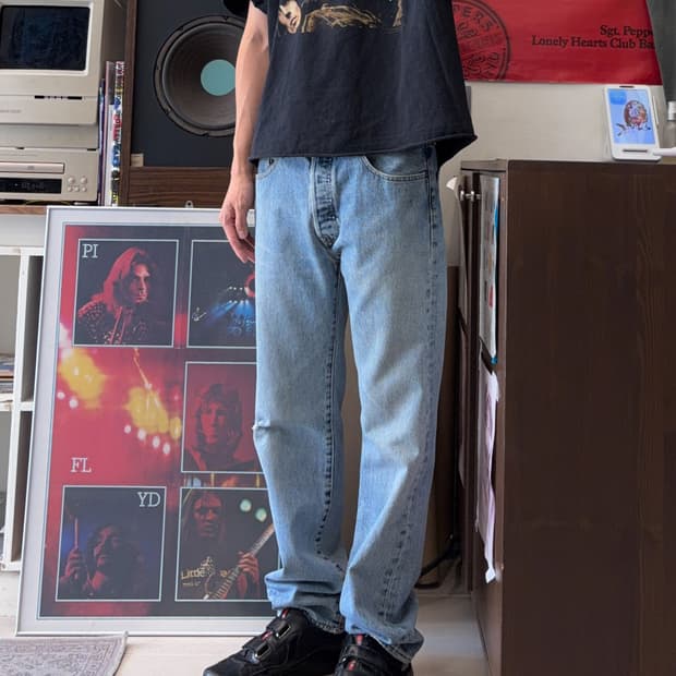 LEVIS 501 (32)