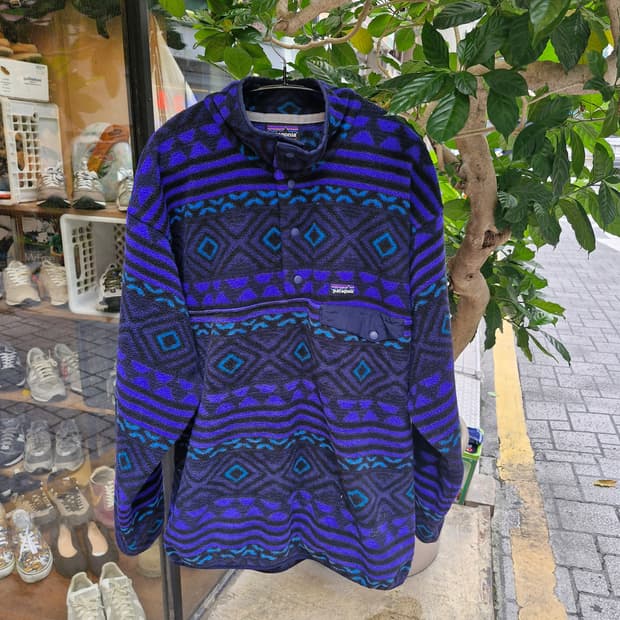 Z-102 파타고니아 신칠라 아즈텍