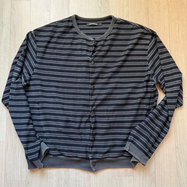 해칭룸 스트라이프 가디건 3사이즈