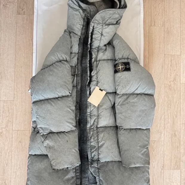 스톤아일랜드 텔라프로스트 패딩