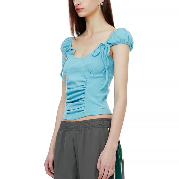 CREASE SHIRRING HALF TOP / BLUE