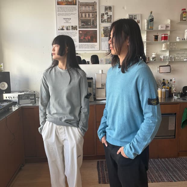 스톤아일랜드 라이트 그레이 라운드 넥 니트