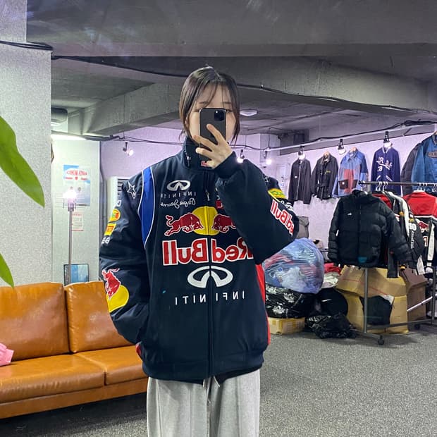 레드불 스폰서 멀티패치 레이싱 점퍼 B3259