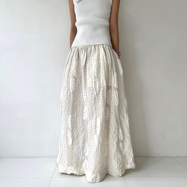 이세이미야케 embossed pattern skirt