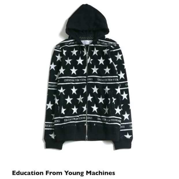 Star pattern hood jacket