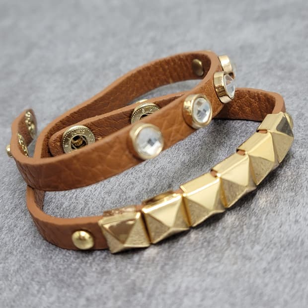 stud leather necklace