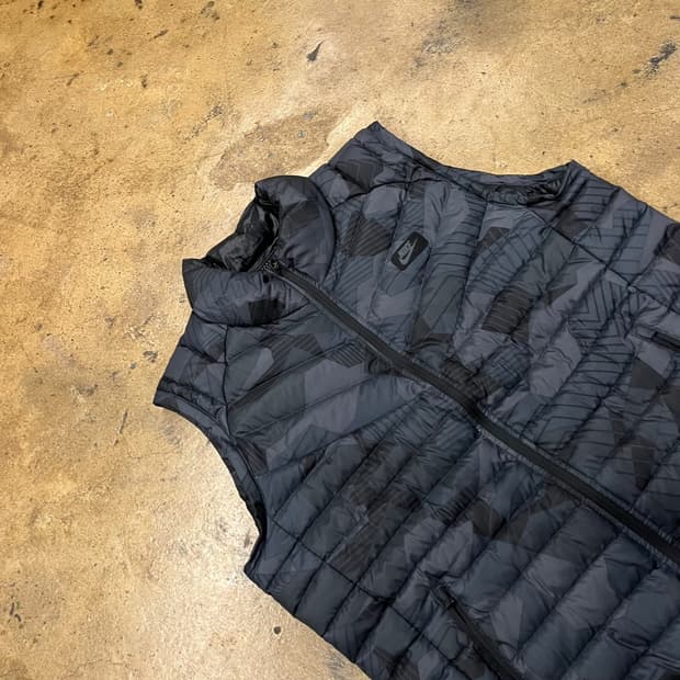 [정품/XL] 나이키 패딩 조끼 블랙 패턴 b17